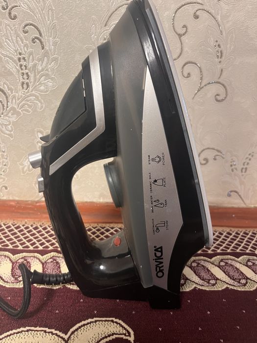 Утюг паровой Scarlett