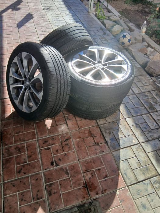 Продам диски с шинами