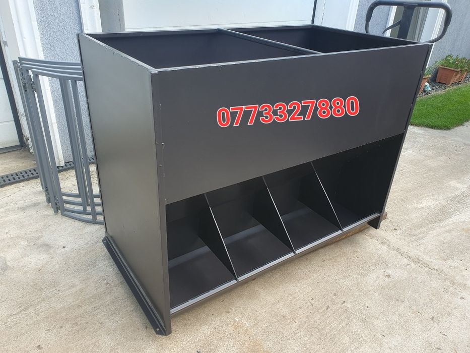 Hrănitoare simple si duble pt. porci