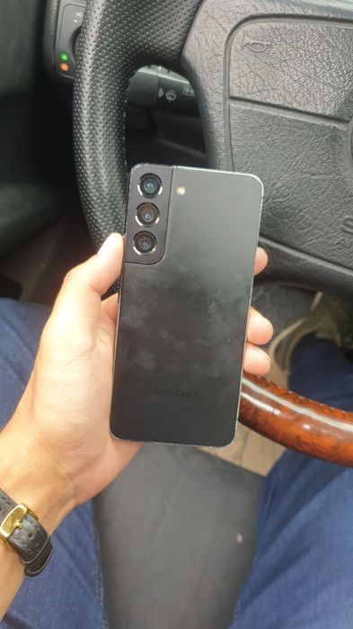 Продам samsung s22