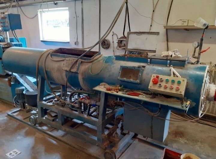 Extrudere pentru productia de tuburi si tevi din PVC