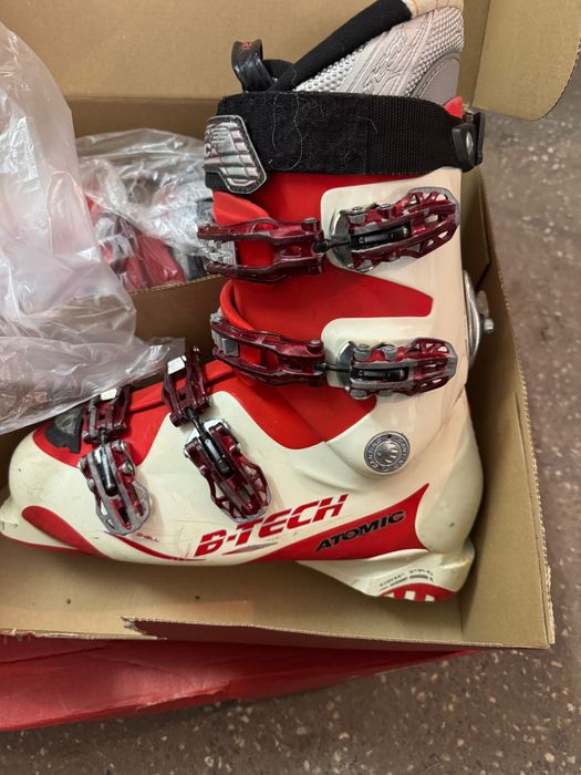 Ски обувки Atomic B-Tech / GripWalk (28–28.5)