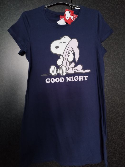 Pijama /rochita /cămașă de noapte cu Peanuts marimea L