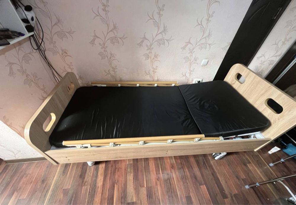 Продается медицинская кровать