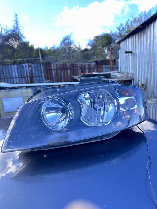 Ляв фар Audi A3 8P хечбек