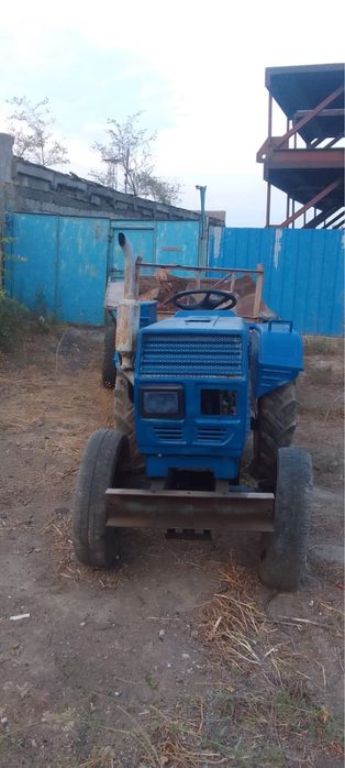 Трактор китайский