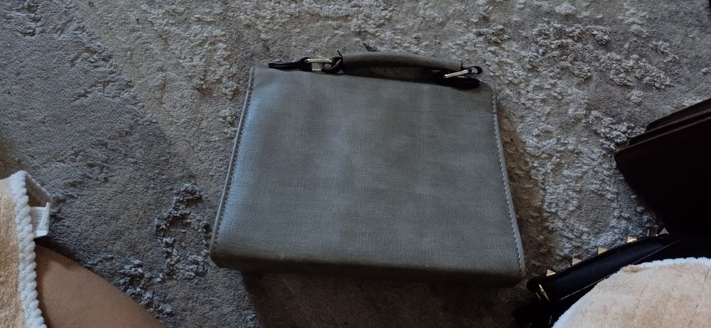 Сумка в отличном состояние