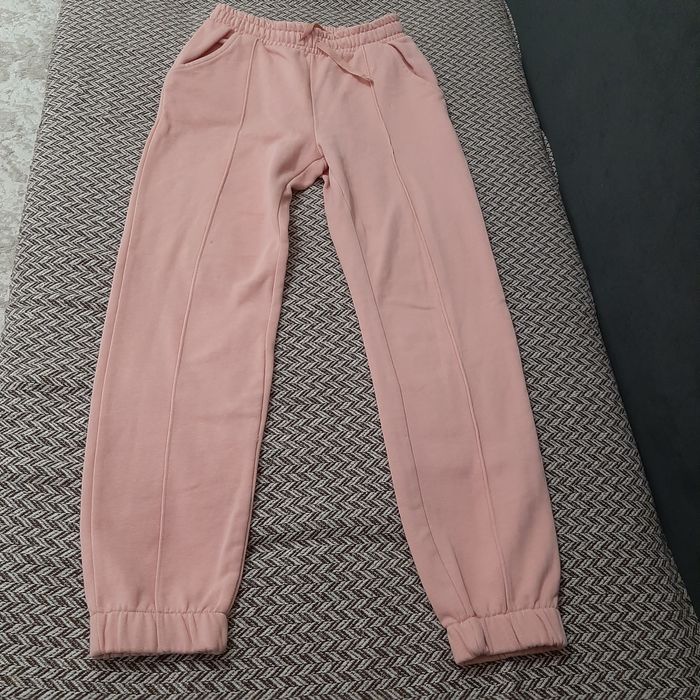 Отдам все вещи для девочек за