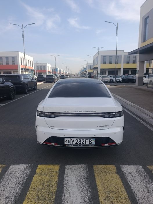 Byd chazor 55
Yili 2024 
35000 yurgan 
4 yaxwi balo