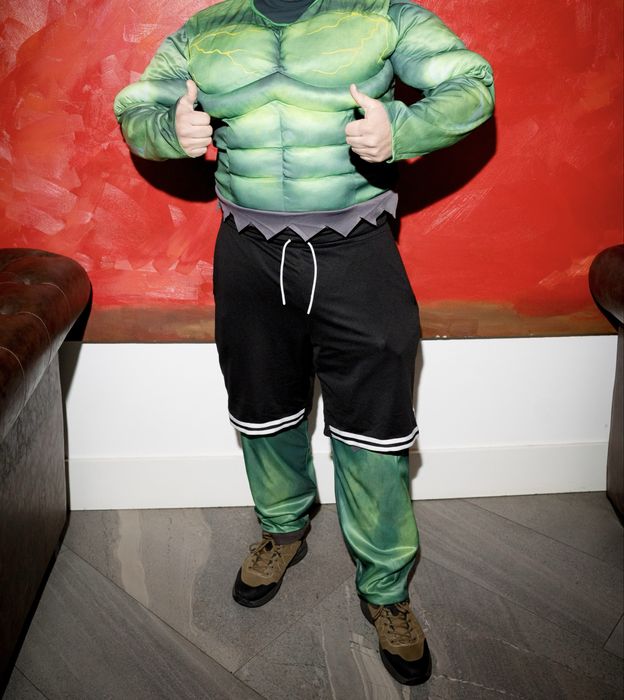 Продам костюм халка