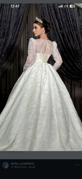 To’y liboslari sotiladi