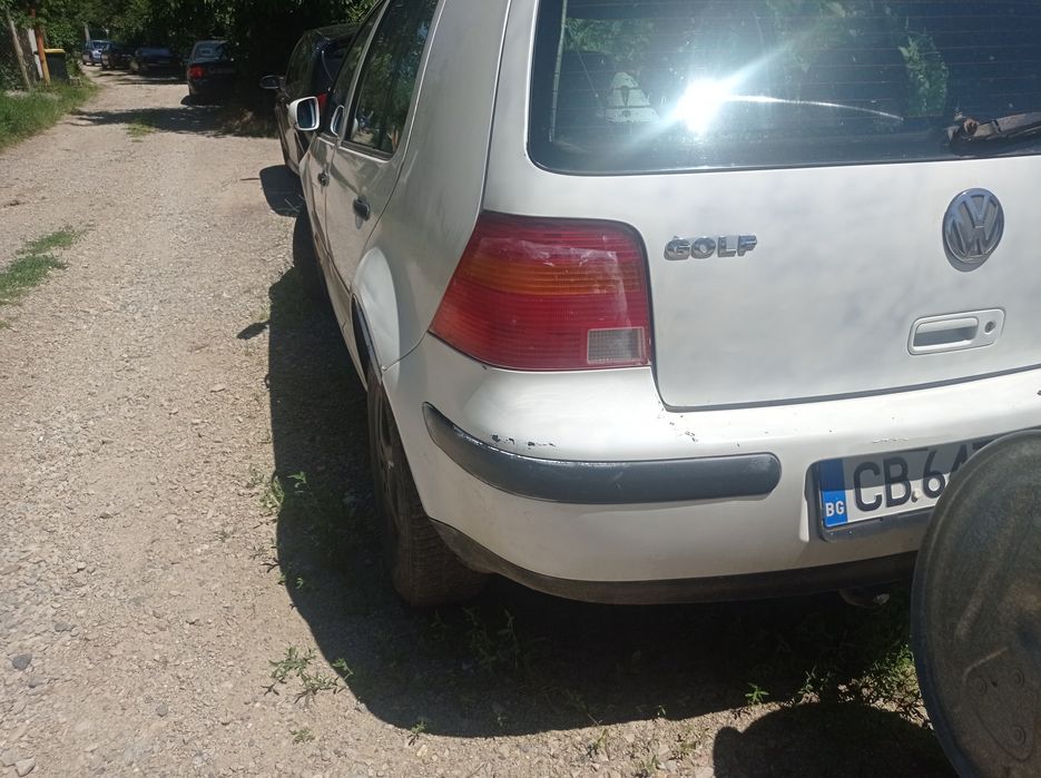 Голф 4 НА ЧАСТИ - 1.9 SDI 1998г.