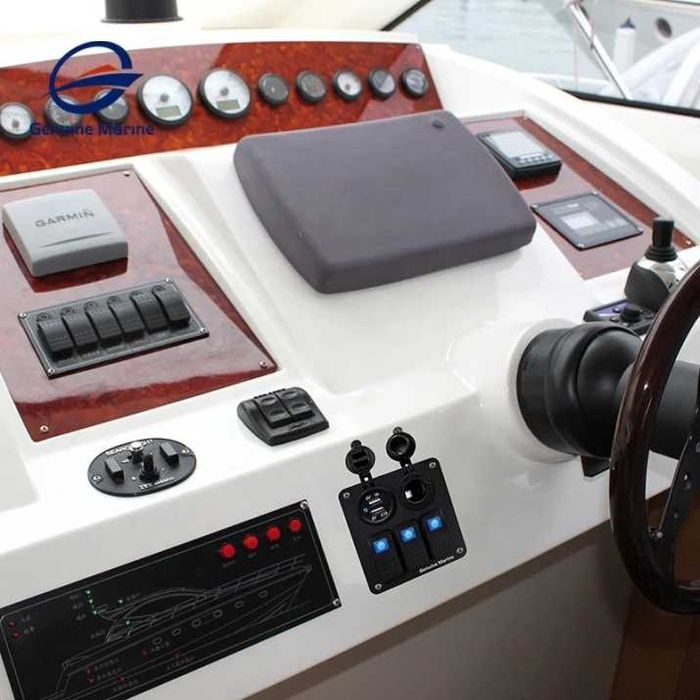 Панел за вграждане с 3 бутона + 2 USB + Запалка