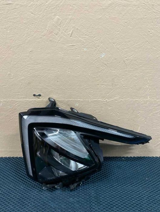 Фара левая Kia Sportage 5 с 2021 г