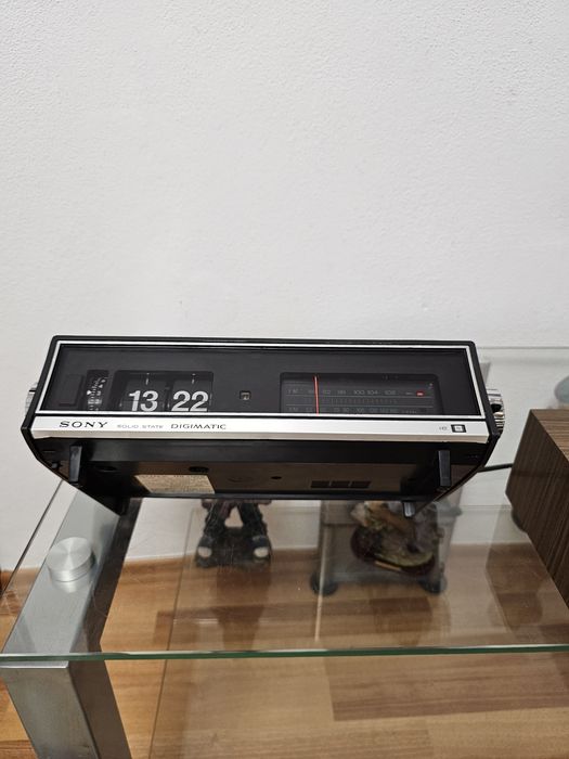 Radio vintage SONY TFM-C590W
