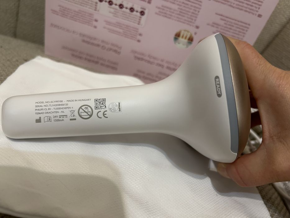 Фотоепилатор Philips Lumea SC1997/00