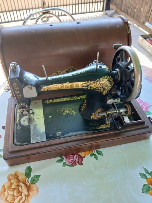 Masina de cusut singer perfect functionala care a depasit 100 de ani!