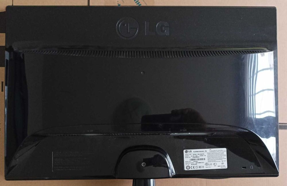 Монитор LG FLATRON W2240S