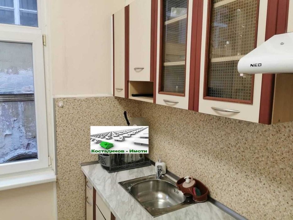 Дава се под наем Многостаен апартамент в Пловдив, Център - 170 кв.м за 850 € - Снимка #8