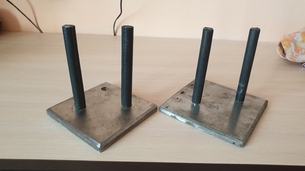 Настенные подвесы для гитары