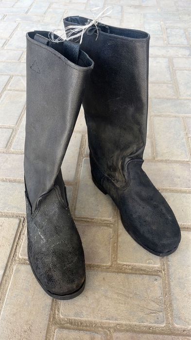 Керзовые ботинки, Боти