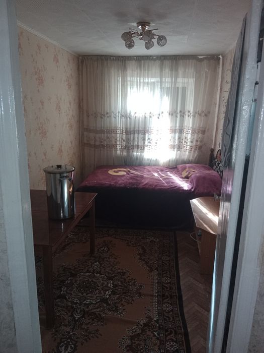Продается квартира. Требуется ремонт.
