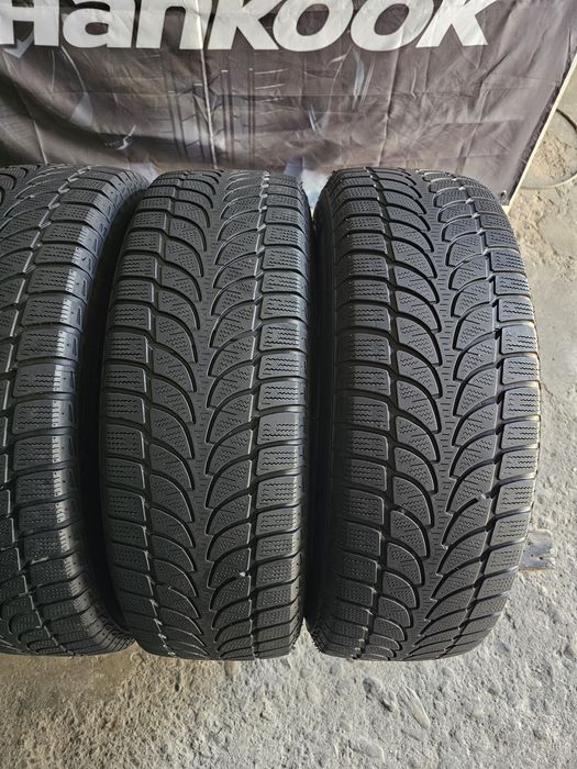 4 anvelope iarna 215 70 16 Bridgestone
