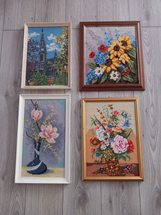 Vand Patru Goblenuri/Tablouri Florale Vintage