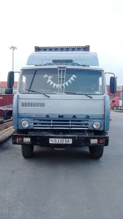 Kamaz prisep sotiladi
