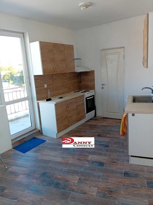 Продава се Многостаен апартамент в Велико Търново, Акация - 130 кв.м за 1000 €/кв.м - Снимка #1