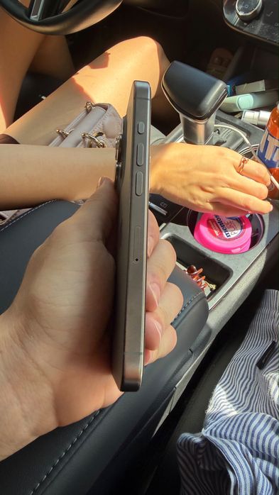 Продам iphone 15 pro