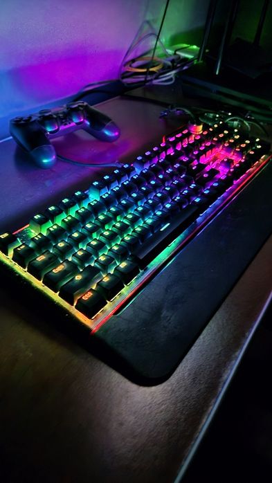 Tastatura gaming mecanica Genesis RX85 RGB