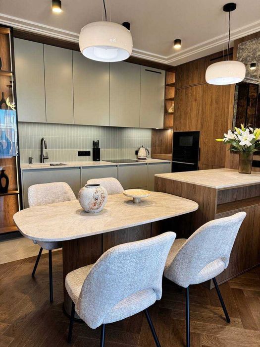 Сдам шикарную 2х ком кв-ру 5/9 на Жк Ассалом Сохил яшнабад А1