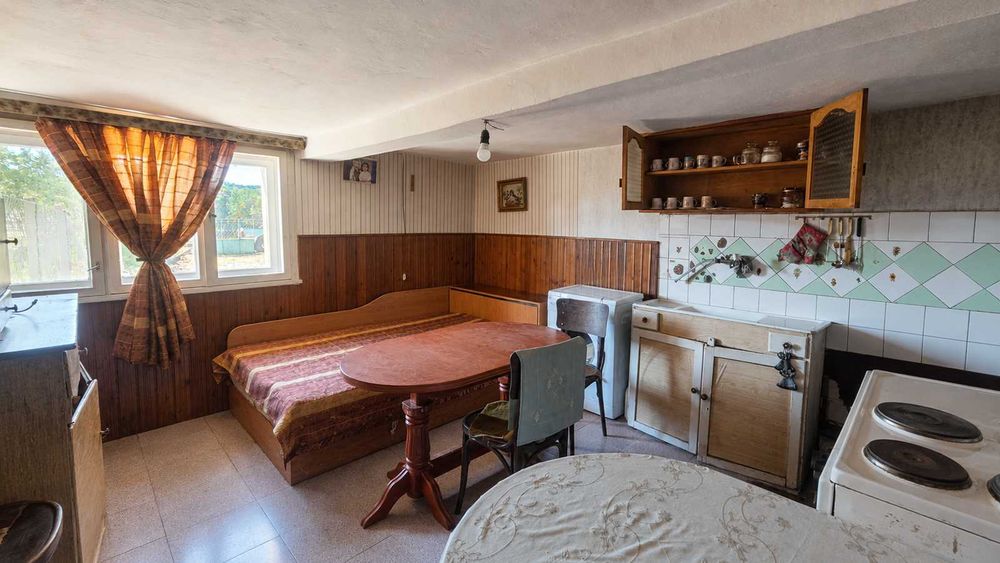 Продава се Къща в с. Елешница, Област София-област - 265 кв.м за 899 €/кв.м - Снимка #11