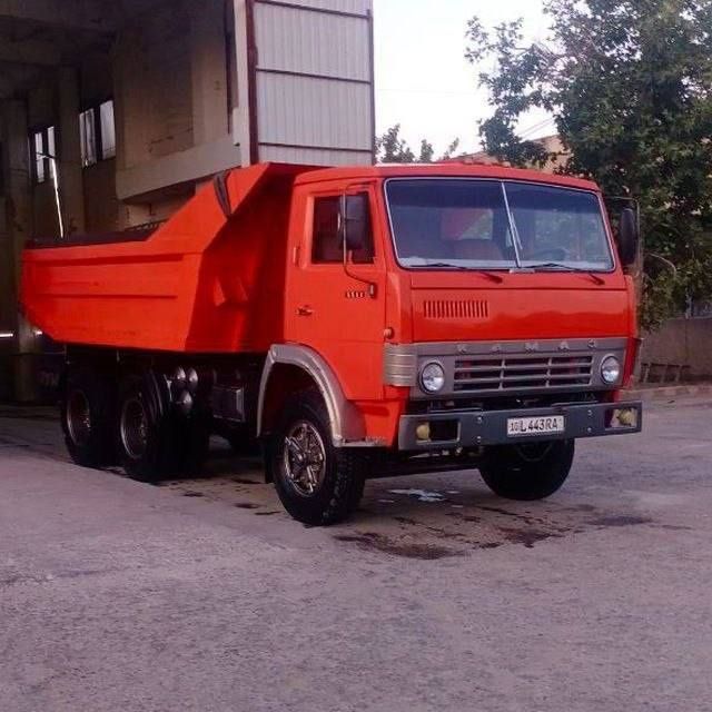Kamaz sotiladi ideal holatda