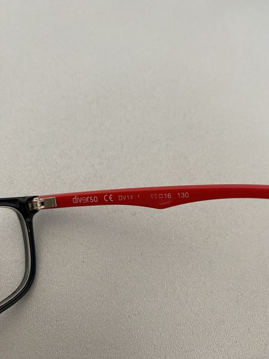 Продам детский оправа diverso