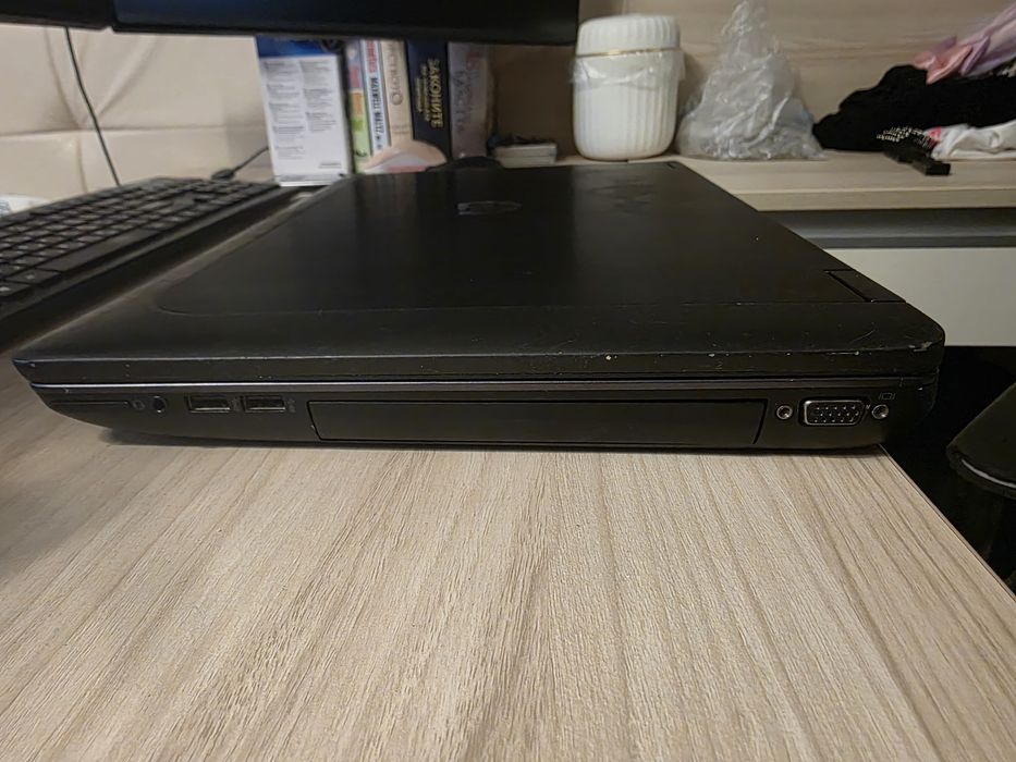 Hp Zbook 17 g2 i7 4800 16gb ram nvidia quadro k3100 4gb