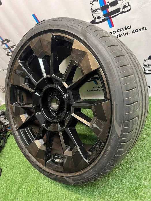 летни гуми с джанти R23’’ за BMW XM.