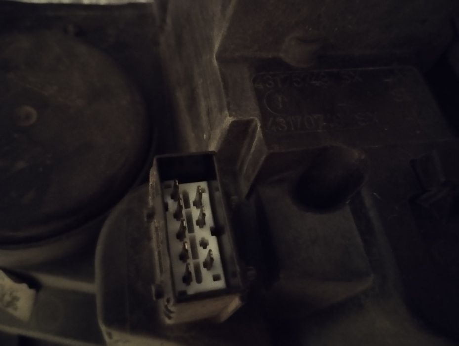 Фар за  Пежо 307