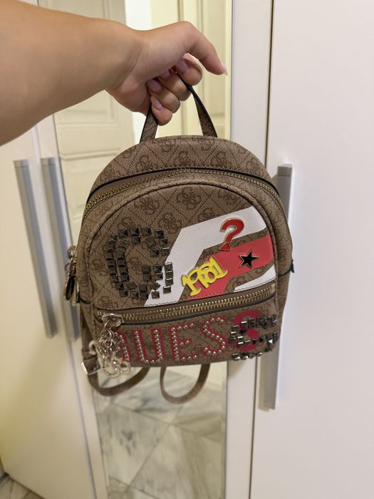 Малка раница Guess