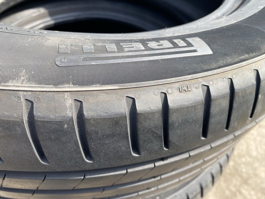 Шины 235/55/19 комплект бу пирелли