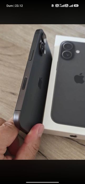 iPhone 17 256 GB – 100% baterie – Garanție