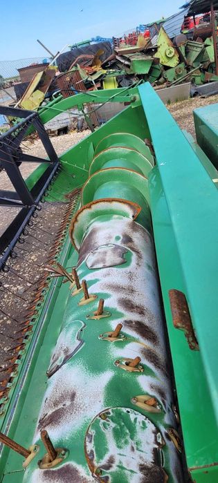 Tocatoare pentru combine agricole