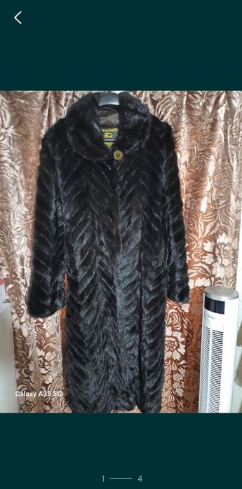 Шуба норковая р.52-54. .