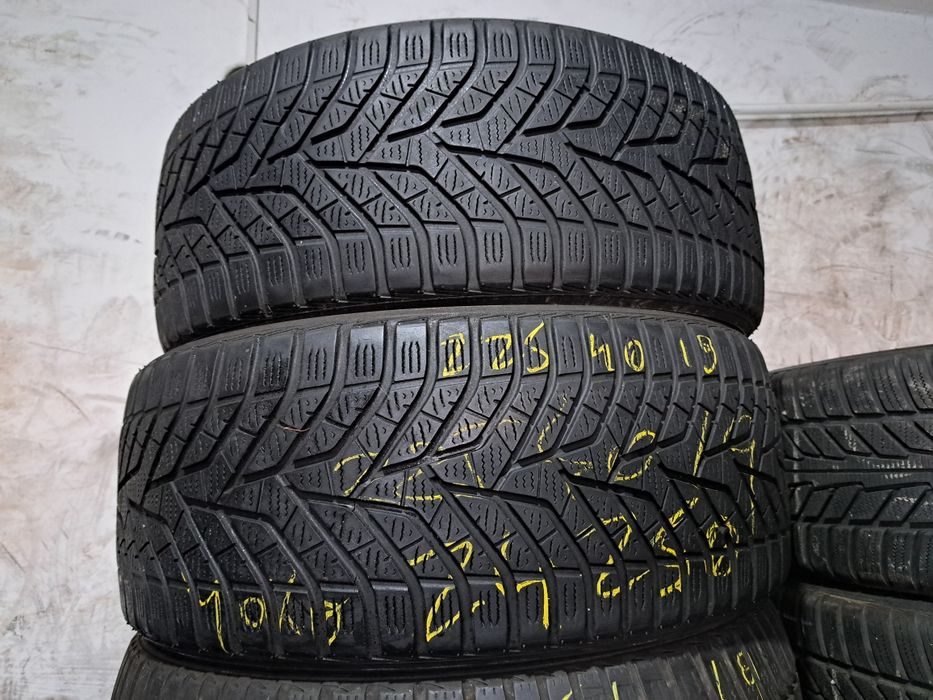 2 anvelope 225/40 R19 Yokohama