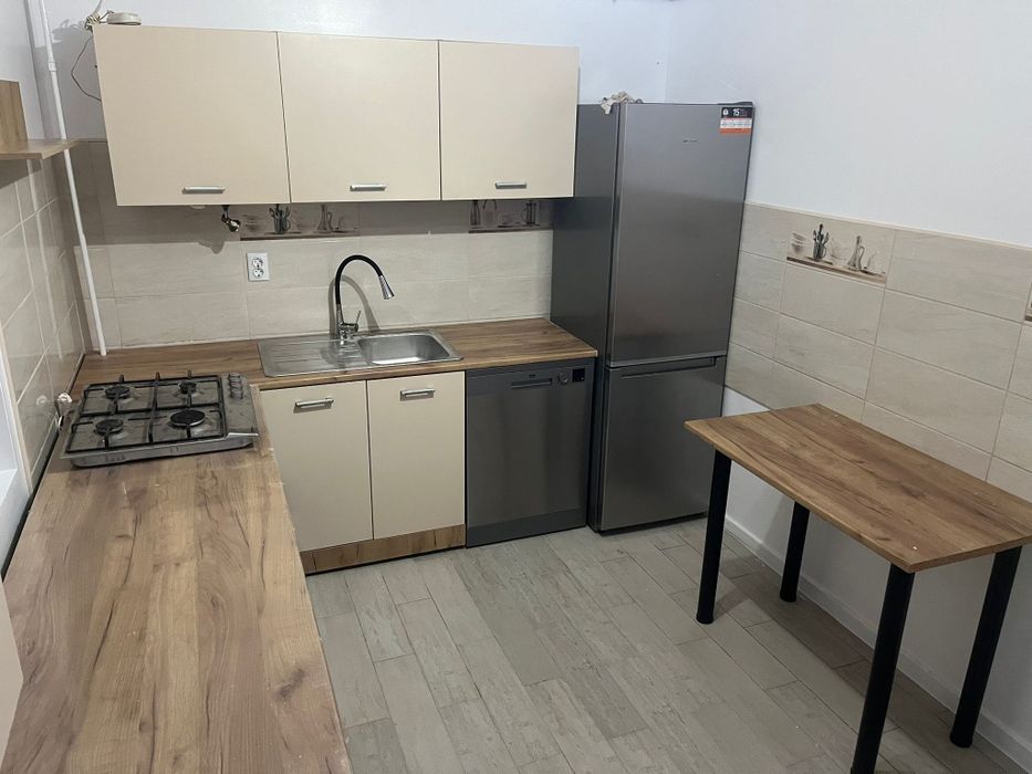 apartament 2c decomandat, 50m2  Lunca Cetatuii