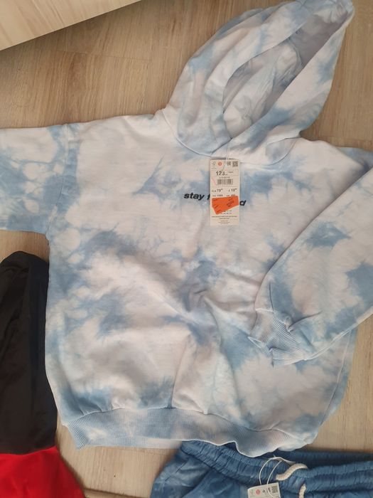 Страхотен сет от чисто нови дрехи