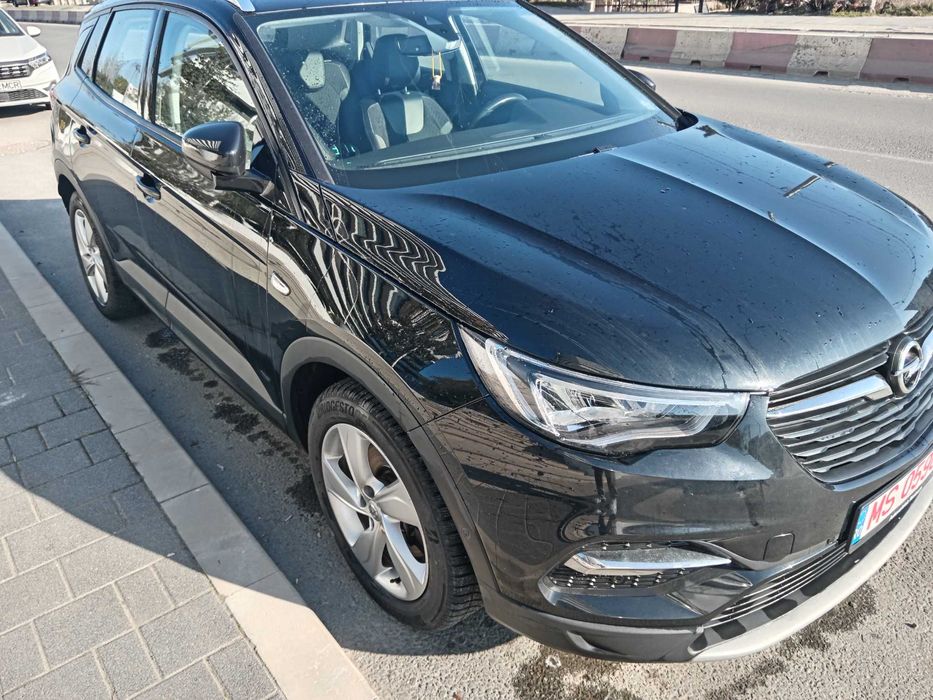 Opel grandland x plug in hybrid 2021 schimb cu 4x4 an similar