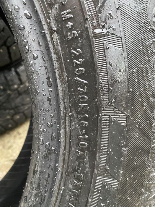 Зимние шины 225х70 R16