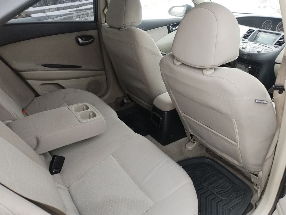 Nissan Primera 1.8i automat interior crem clima incalzire scaune navi